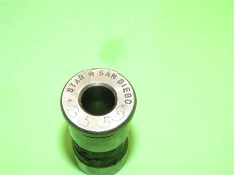 Star machine works bullet sizer.  The Vintage Star Machine Works Bullet Luber Sizer...