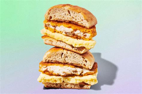 Herbed, slow-cooked, white meat chicken, double-smoked bacon, maple mustard and cheese piled high on toasted apple brioche. - HIGH-PROTEIN 600 calories, 12g sugar, 25g fat. 