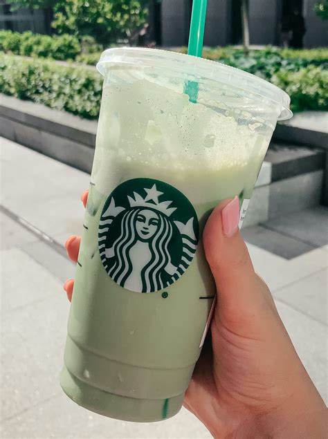 Starbucks matcha latte. Iced Vanilla Matcha Green Tea Latte Order a Grande Iced Matcha Green Tea Latte with nonfat skim milk, 2 scoops of matcha instead of 3, and add 2 pumps of sugar-free vanilla syrup. Calories: 130, Fat: 0g, Carbs: 24g ( 22g Sugar), Protein: 8g 