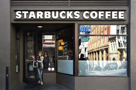 Starbucks to close seven San Francisco locations