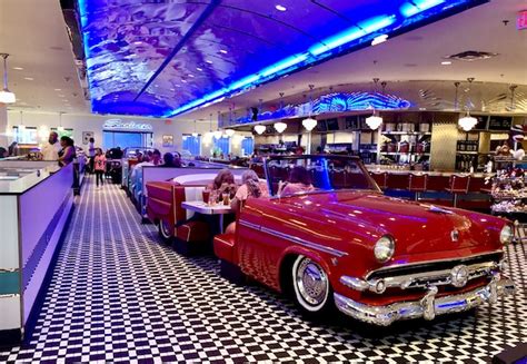 Pigeon Forge. The Sunliner Diner is a 50s Themed Diner Restaurant in Gulf Shores, AL and coming soon to Pigeon Forge, TN. Go vintage and dine with classic cars, Ice cream, burgers and Breakfast all day!