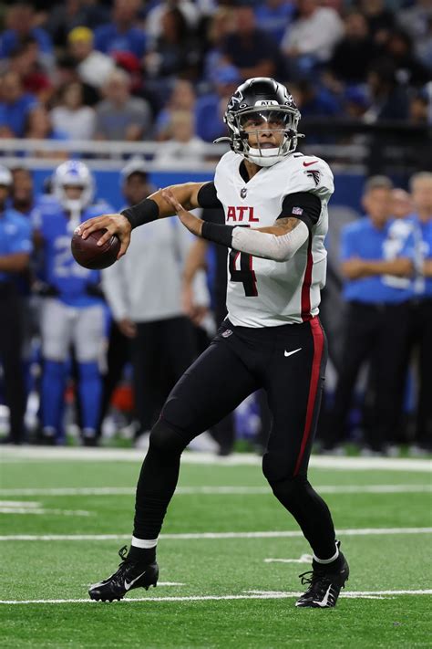 Ridder made the first start of his career last season at New Orleans and beat the Saints in Atlanta earlier this season, completing 61.9% of his passes with one touchdown and two interceptions.. Starting lineup for atlanta falcons