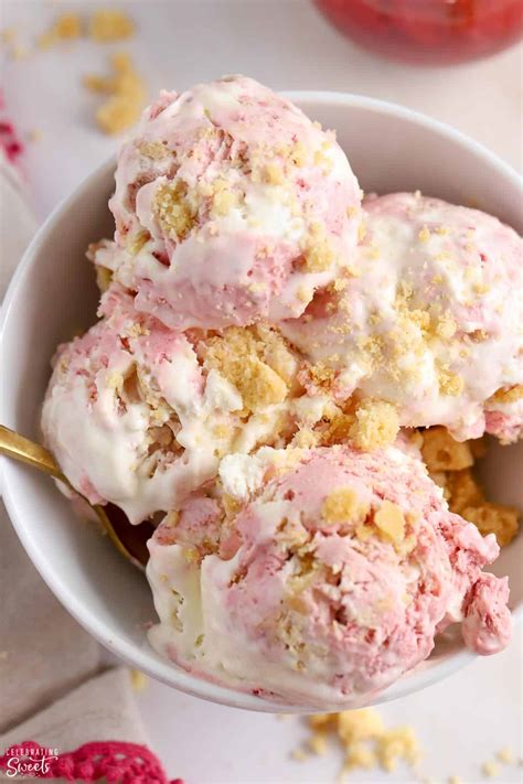 Starwberry shortcake ice cream. Jun 25, 2020 · Bring to a simmer and cook until berries have softened, stirring occasionally. - Whisk together the remaining 1/4 cup water and the cornstarch, then add it to the strawberry puree. Stir occasionally and allow to thicken. - When thickened, remove from the stove and pour into a small bowl. 