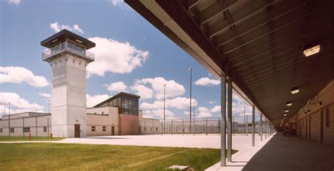 State correctional institution - forest. The Deer Ridge Correctional Institution is a state prison for men located in Madras, Jefferson County, Oregon, owned and operated by the Oregon Department of Corrections. The facility opened in 2007 and holds a maximum of 1867 inmates, 1223 at medium security and 644 at minimum security. 