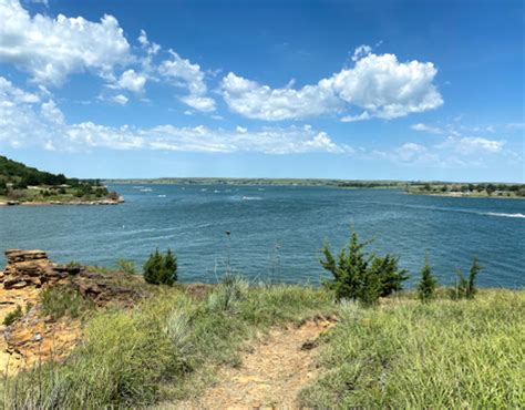 State lake kansas. One of the top state parks in America based on fishing, boating and family fun, El Dorado State Park is conveniently located at the edge of the Flint Hills near three state highways and an interstate (the Kansas Turnpike). 