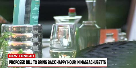 State lawmakers considering bill to bring back happy hour in Mass.