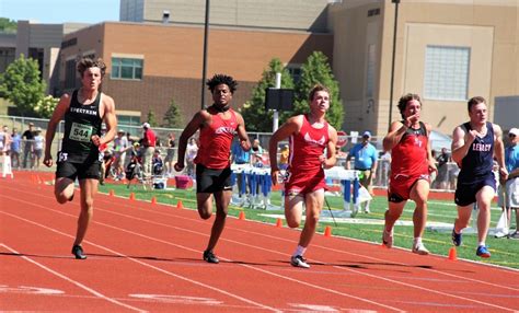 State track and field: Minnehaha rallies for second-place finish