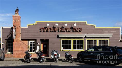 Station house cafe. Things To Know About Station house cafe. 
