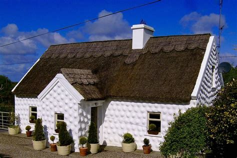 Stay with The Cottages Ireland - Discover Ireland