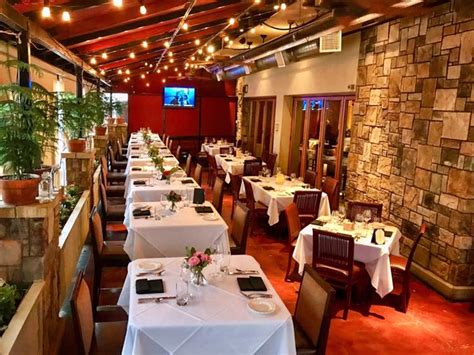 Steakhouse restaurants in denver co. Best Steakhouses near Denver International Airport - Elway's, Ted's Montana Grill - Aurora, Denver Chophouse & Breweries, Old Hickory, Timberline Steaks & Grille, Texas Roadhouse, Outback Steakhouse. 