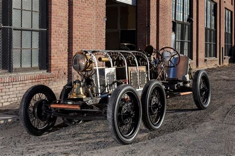 The car wasn't perfect. “Such steam-powered automob