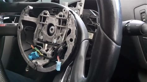 Steering wheel that squeaks on Citroen C3 Picasso