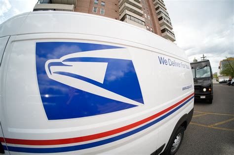Steidler: Keep the Postal Service out of the booze business