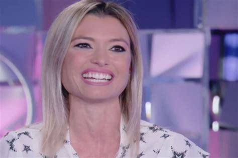 Stella Frizzi, com&rsquo;&egrave; diventata la figlia di Fabrizio Frizzi