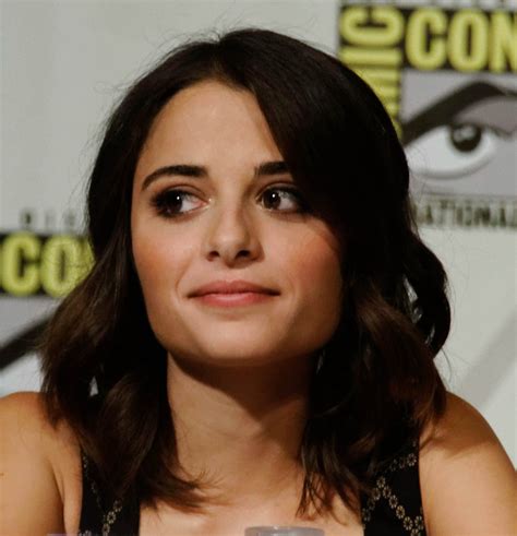 Stephanie leonidas measurements. Krystal Gomez Wiki: Salary, Married, Wedding, Spouse, Family Krystal Gomez was born on December 17, 1986 in Pasadena, California, USA. She is an actress, known for The Garden (2010). 