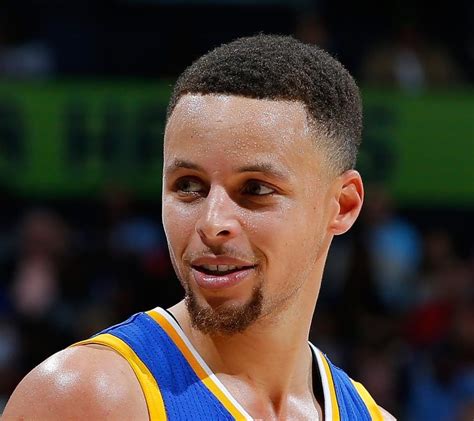 Stephen curry haircut 2021. Mar 8, 2021 · It came right down to the final money ball, but Steph Curry held his nerve to finish with a score of 28 in the final round to beat Mike Conley Jr. and win his second 3PT contest crown. 