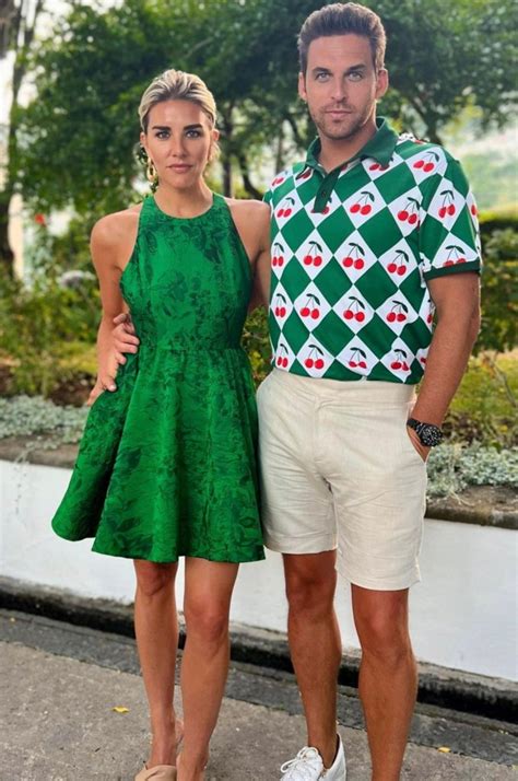 Steven cundari. Charissa Thompson and Steve Cundari. Instagram "It was like, 'Oh, that's the only reason you're doing this job because you want to date the athlete.' No, it's actually a good freakin ... 
