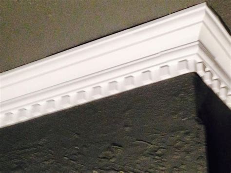 Durable and Flexible : This peel and stick crown molding trim is soft and cuttable can be use in a variety of different scenarios,even some arched or irregular edges,It's high viscosity and long lasting.Better elasticity and flexibility than ordinary foam materials.Plus this black vinyl baseboard is moisture-proof, anti-corrosion, oil-proof .... 
