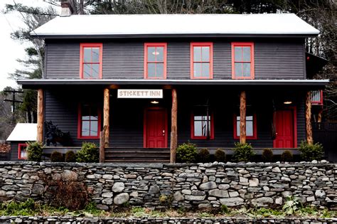 Stickett inn. $225. Price available on 12/10/2023. What's around. 3380 Route 97, Barryville, NY, 12719. View in a map. Main amenities. Restaurant and bar/lounge. Breakfast available. Spa tub. … 