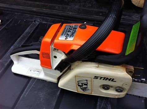 1982: STIHL 024, the "next-generation" chainsaw The STIHL 024 is the first chainsaw to be equipped with the automatically triggered Quickstop chain brake. The 024 is part of a “next generation” of STIHL professional saws that sets new benchmarks with an outstanding power to weight ratio, ergonomic design and high safety standards while .... 