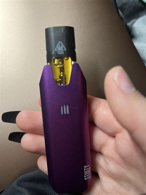 The oil can’t just evaporate. No leakage, and after researching I’ve learned that yes it can actually evaporate. No one in my house uses vape pens, especially not stiiizys. If a cart gets hotter than 70 degrees, like after being left in a hot car, it can evaporate, especially if the oil is older.
