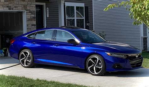 Still night pearl honda. Additional Honda paint colors may be available, especially interior, trim and wheel colors. Try searching other Honda Accord years or Submit a color request. 1 2. Buy Still Night Blue Pearl B-575P Touch Up Paint for Your 2018 Honda Accord. Still Night Blue Pearl B-575P is available in a paint pen, spray paint can, or brush bottle for your 2018 ... 