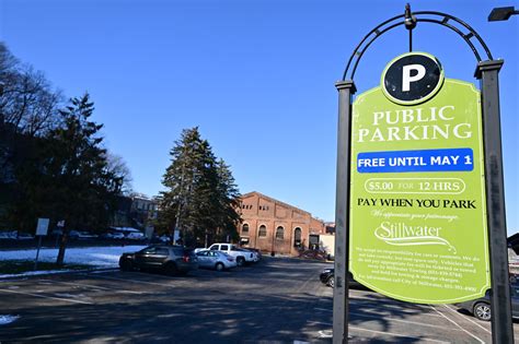 Stillwater downtown parking pay zone expands Friday