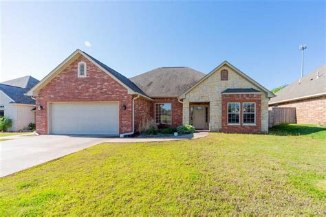 Stillwater houses for sale. There are 145 real estate listings found in Stillwater, OK.View our Stillwater real estate area information to learn about the weather, local school districts, demographic data, and general information about Stillwater, OK. 