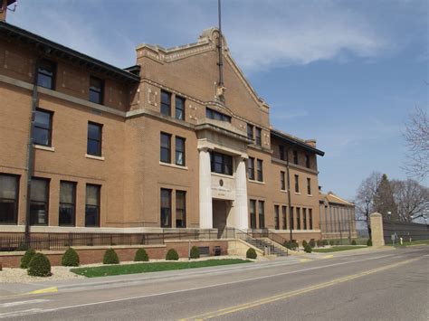 This is a minimum-security facility, and it can house about 1460 male inmates at any given time. There are open bay dormitories for housing. An older facility, it was built in 1913 and is situated on over 150 acres in Minnesota. Many inmates work at the Minnesota State Prison Stillwater performing tasks like janitorial duties, […].
