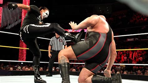 Sting vs big show