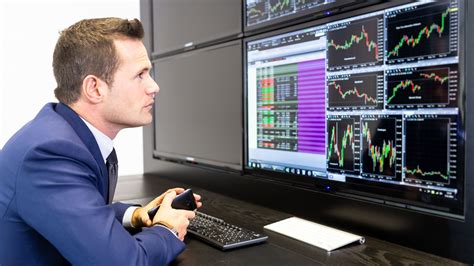 5paisa's Expert Stock Screener: Analyze tec
