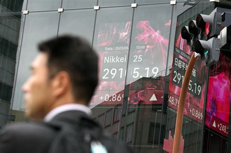 Stock market today: Asia shares mixed on holiday mode trade