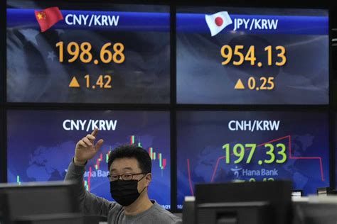 Stock market today: Asian shares mixed as investors watch for Fed rate hike