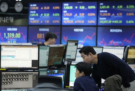 Stock market today: Global shares dip, markets eye inflation