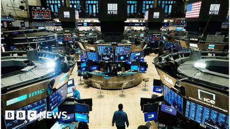 Stock market today: Wall Street dips as markets drop worldwide