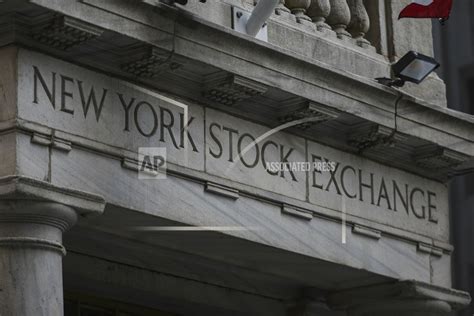Stock market today: Wall Street moderately lower as anxiety over interest rates persists