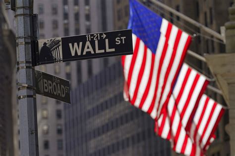 Stock market today: Wall Street rises after jobs report comes in warm but hopefully not too hot