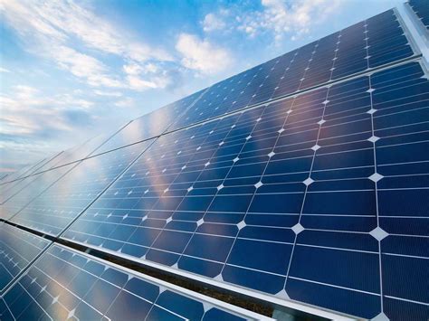 Nov 6, 2021 · Four solar stocks. Wetzel discussed four stocks narrowly focused on solar: Sunrun Inc. RUN, +1.72% and Sunnova Energy International Inc. NOVA, +2.83%, which install equipment and arrange financing ... . 