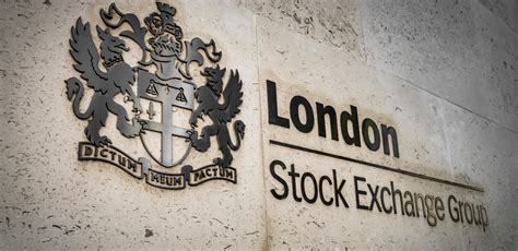 FTSE 100. The FTSE 100 (Financial Times Stock Ex