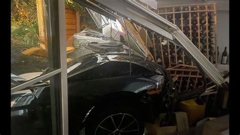 Stolen car crashes into home in Oakland