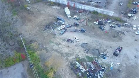 Stolen car suspects leads Indiana police to scrapyard; more stolen cars found inside