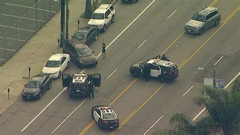 Stolen vehicle suspect taken into custody on 5 Freeway after chase