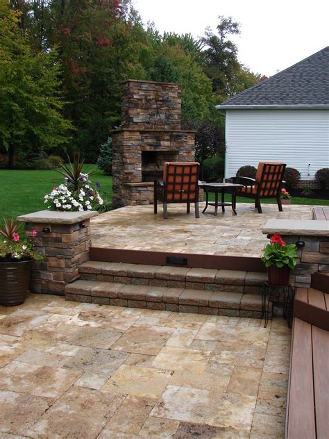 Stone deck. Wood and Stone Deck. Construct an eye-catching cedar deck surrounded by a veneered stone wall that provides both privacy and seating. The contrasting look of the wood and stone will create a striking, distinct look for your deck. 11 / … 