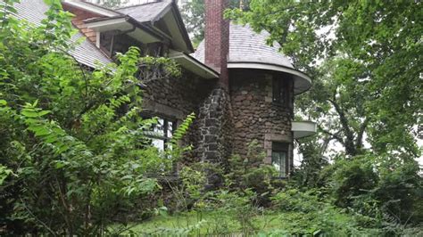 Stone quarry house was built for Rockland inventor, commodore