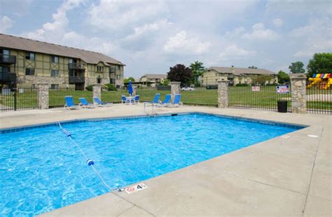 Stonebridge apartments beavercreek. See all available apartments for rent at Emerald Lakes in Beavercreek, OH. Emerald Lakes has rental units ranging from 775-1600 sq ft starting at $1169. 