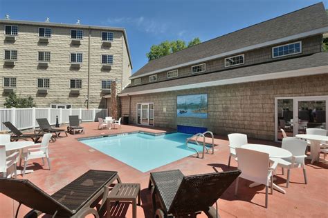 Stoney creek onalaska. Stoney Creek Hotel La Crosse - Onalaska: Cottages are perfect for an extended stay - See 547 traveler reviews, 136 candid photos, and great deals for Stoney Creek Hotel La Crosse - Onalaska at Tripadvisor. 