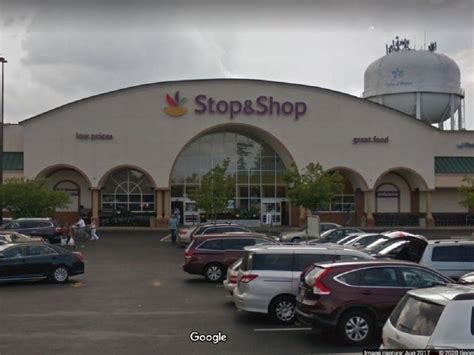 About Online Grocery Ordering at Stop & Shop 130 Skyline Drive. Your local Stop & Shop, at 130 Skyline Drive, Ringwood and (973) 962-0043 is one of the many stores that we are proud of. We’ve been serving families for more than 100 years and counting. Starting with fresh produce and hand-trimmed meats to health and beauty care products and .... 