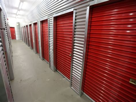 Storage costs near me. Simply select one of the storage units at Shurgard Reading above to make a reservation. We only need your name, e-mail and telephone number. Alternatively call our staff at Shurgard Reading on 0118 918 0900 and we’ll happy to help you. 