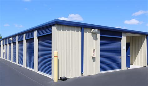 Storage springfield tn. Typically storage unit sizes in Springfield, TN range from smaller 5x5 and 5x10 units, medium units between 10x10 and 10x15 in size, and larger 10x20 to 10x30 storage units. Other sizes may be available at some storage facilities, but these are the standard sizes offered. 