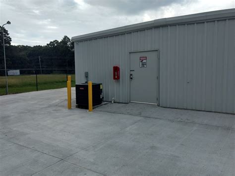 Find the cheapest self-storage units in Blackshear GA. Compare 10 storage facilities, prices and reviews. Reserve a storage unit free today! StorageArea Talk with a storage expert now! 1-800-342-6836. City or Zip Code. Home; Blackshear GA Storage Units; Blackshear GA Storage Companies.. 